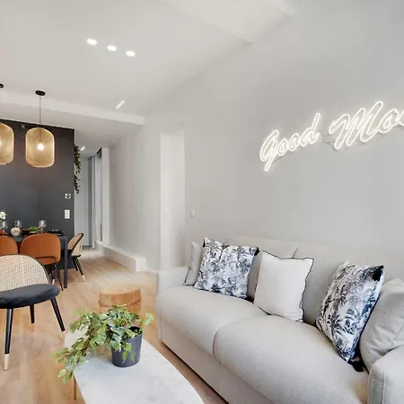 Charming - 3br-8p - Le Marais Apartment